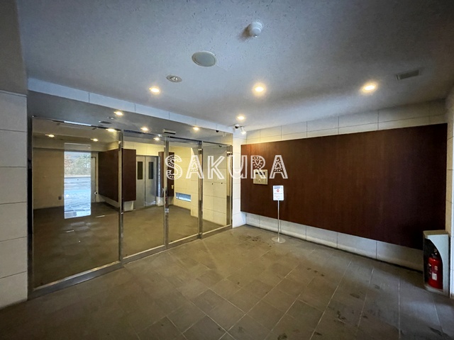 セキュリティ　女性の方でも安心のモニター付きオートロック♪