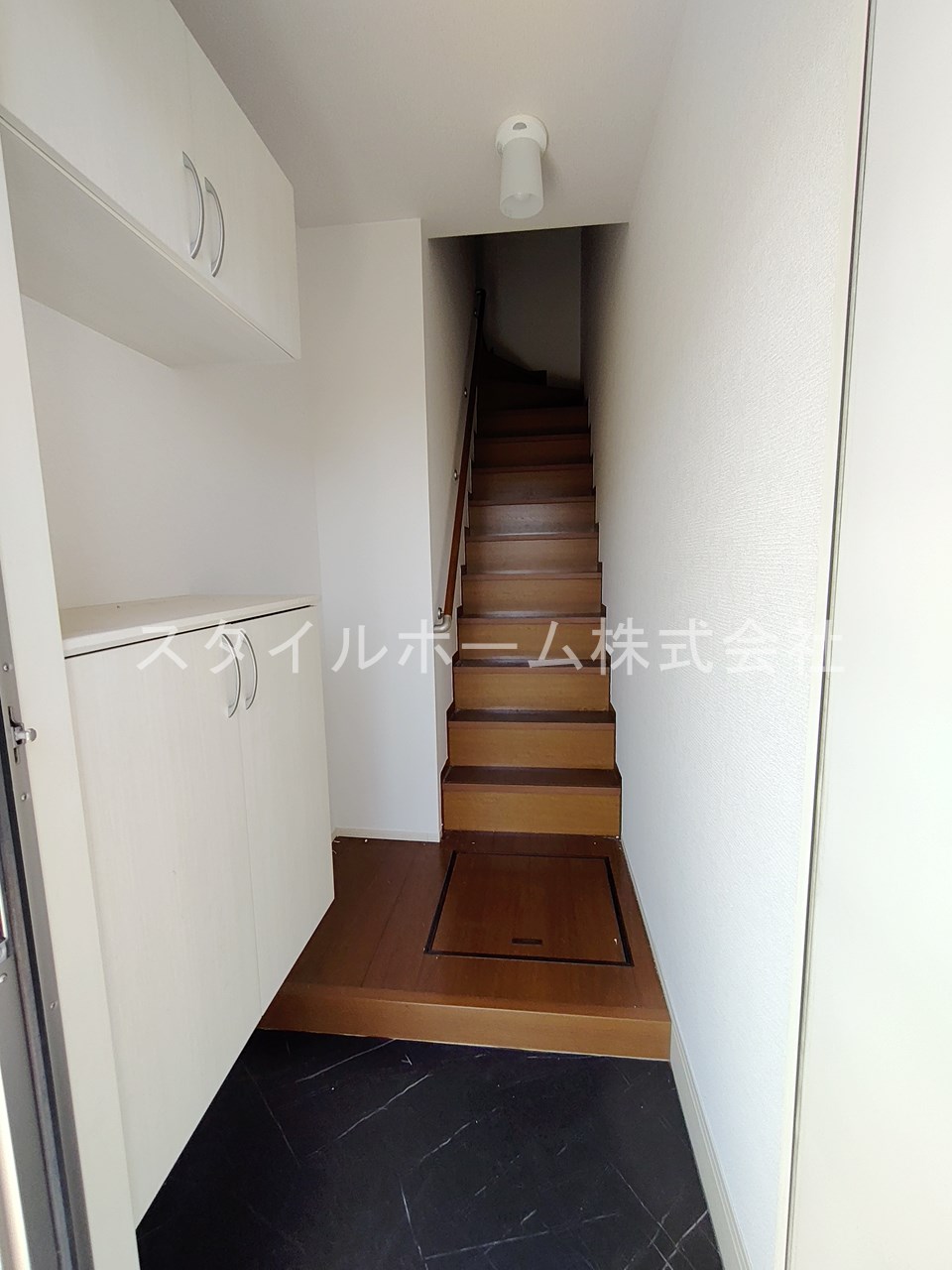 玄関　イメージ写真です。