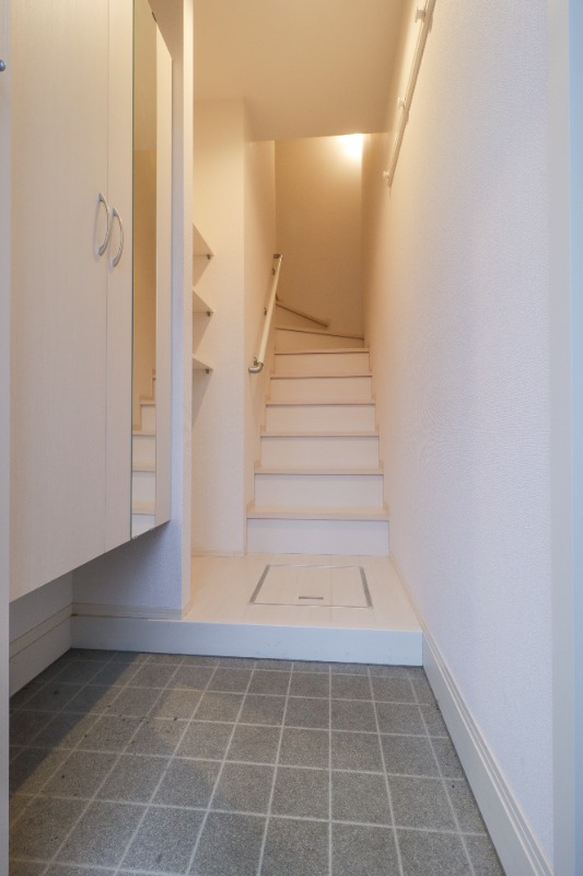 玄関　図面と現状に相違がある場合には現状を優先