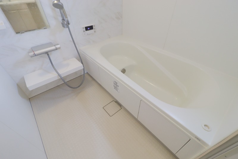 バス・シャワールーム　図面と現状に相違がある場合には現状を優先