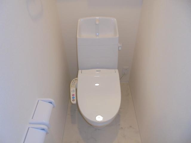 トイレ　シャワー付トイレ