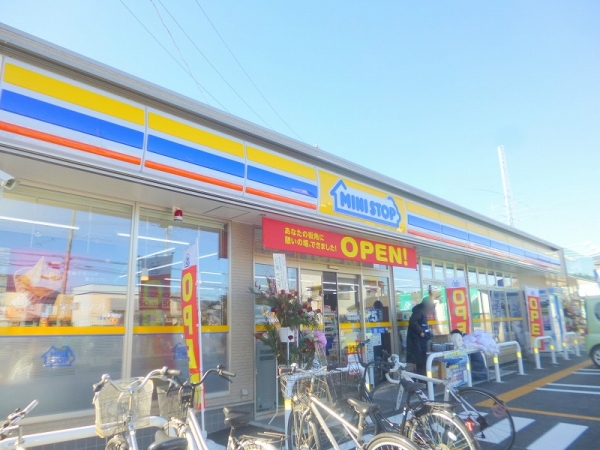 コンビニ　ミニストップ（コンビニ）まで450m