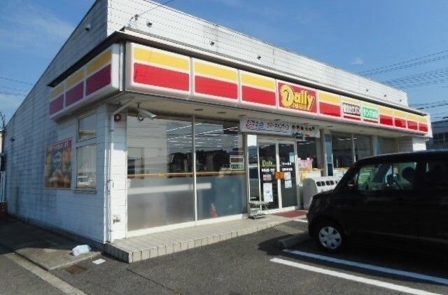 コンビニ　ディリーヤマザキ和歌山西ノ庄様（コンビニ）まで600m