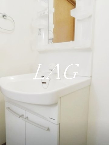 洗面設備　独立洗面台です。