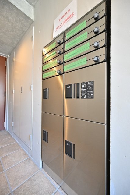 その他共有部分　宅配ボックスもあります。