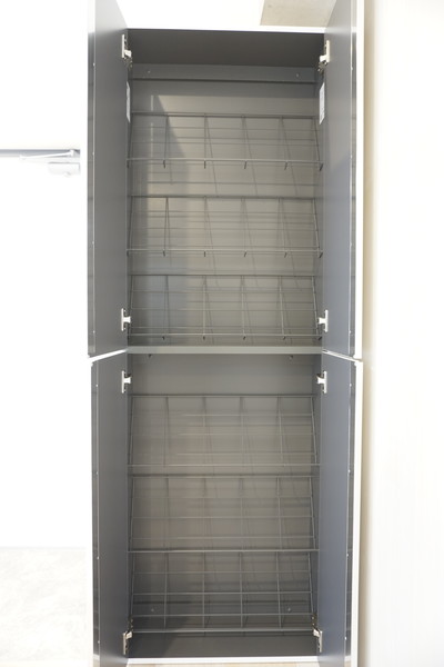 収納　シューズボックス