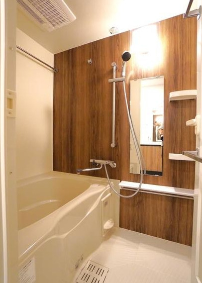 バス・シャワールーム　※別部屋の参考写真です。