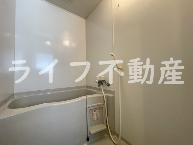 バス・シャワールーム　日々の疲れを癒すお風呂付です