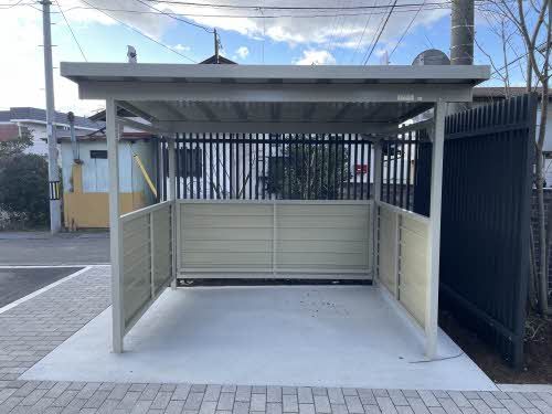 建物外観　駐輪場