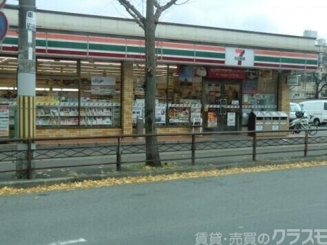コンビニ　セブンイレブン京都久世店（コンビニ）まで436m