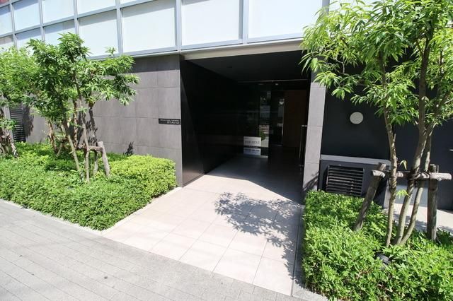 エントランス　☆正面玄関☆