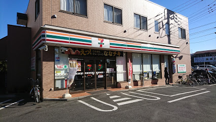 コンビニ　セブンイレブン 練馬豊玉中2丁目店（コンビニ）まで385m