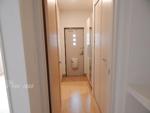 玄関　玄関（イメージ）