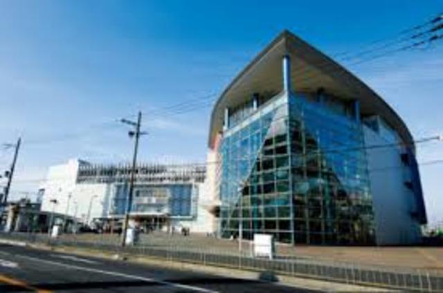 ショッピングセンター　イオンモール堺北花田（ショッピングセンター）まで818m