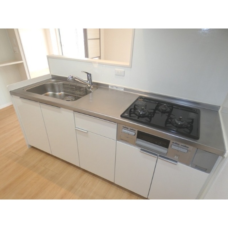 キッチン　便利な３口コンロシステムキッチン