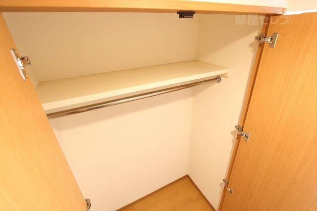 収納　２０２号室の写真です。