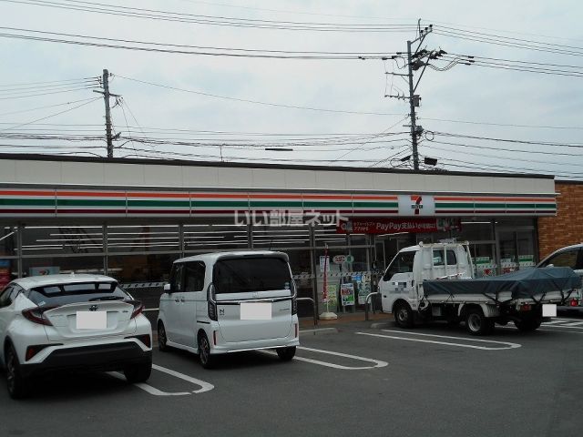 コンビニ　セブンイレブン 益城福富店（コンビニ）まで711m