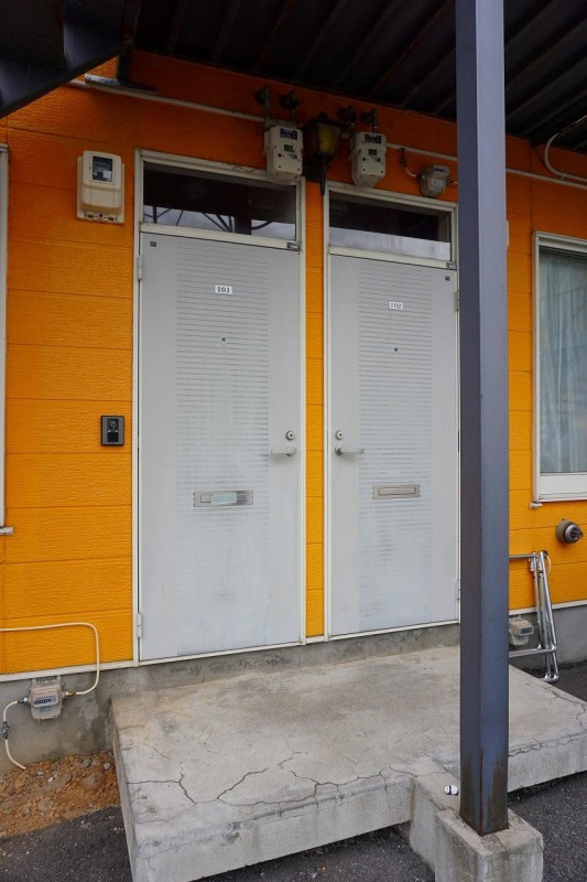 エントランス　エントランス