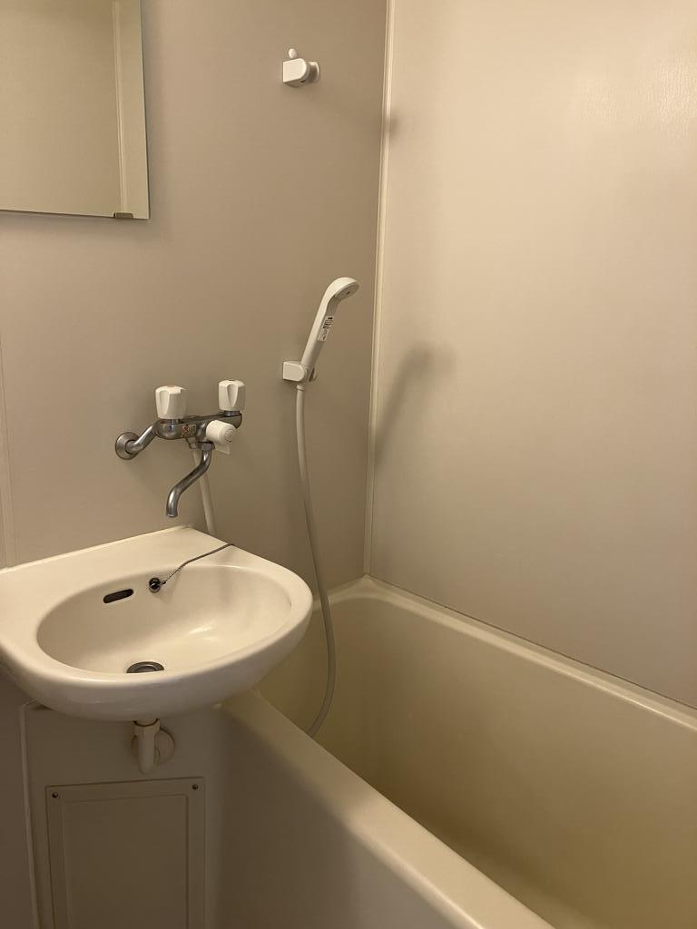 バス・シャワールーム　別部屋　参考写真