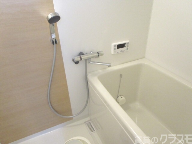 バス・シャワールーム　一日のお疲れをお取りください。