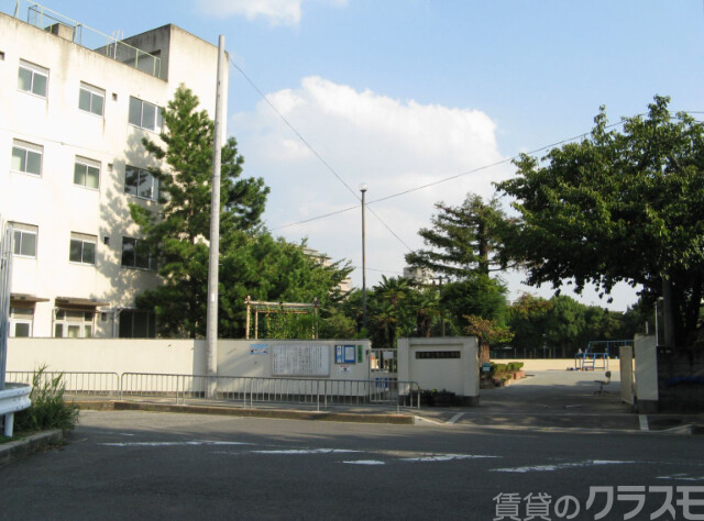 小学校　豊中市立寺内小学校（小学校）まで750m