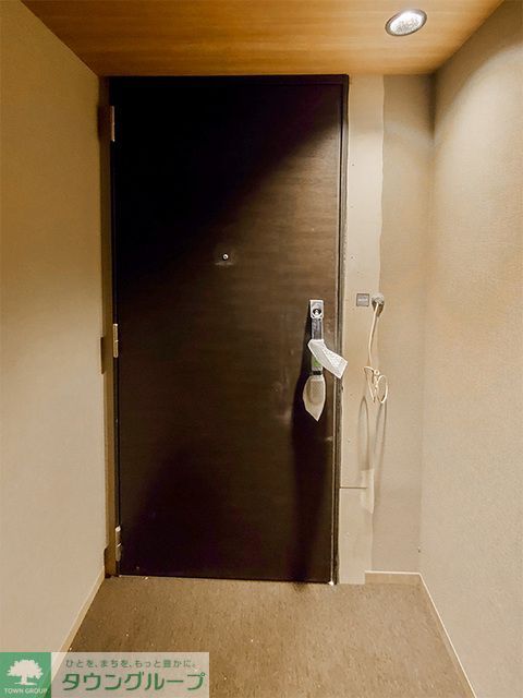 玄関　※写真は同タイプ住戸です。