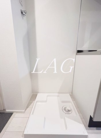 その他設備　室内洗濯機置き場です。（同仕様設備です。）