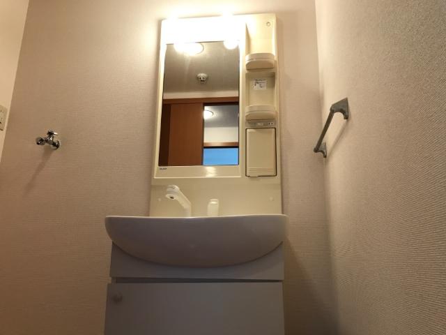 洗面設備　洗髪洗面化粧台