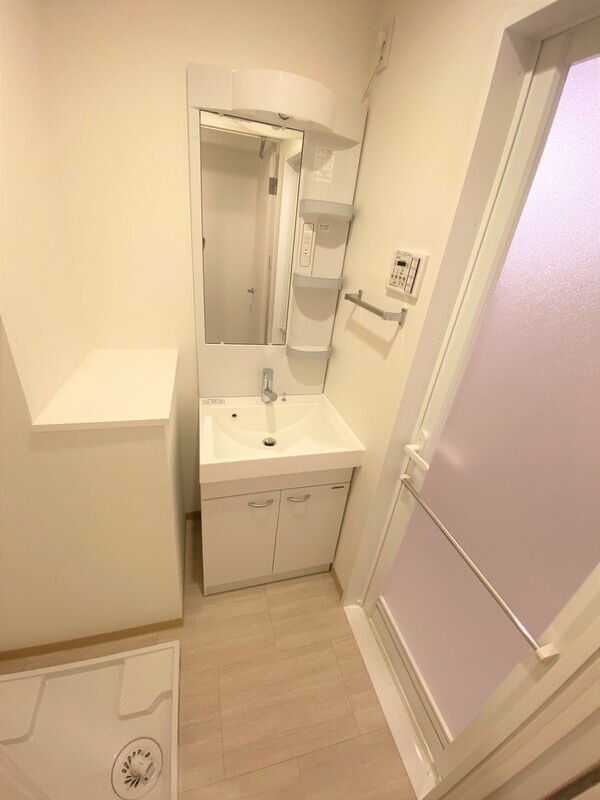 洗面設備　【女性のお一人暮らしでも安心のセキュリティ♪】