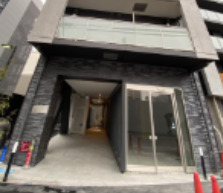 エントランス　【女性のお一人暮らしでも安心のセキュリティ♪】