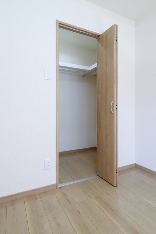 収納　図面と現状に相違がある場合には現状を優先