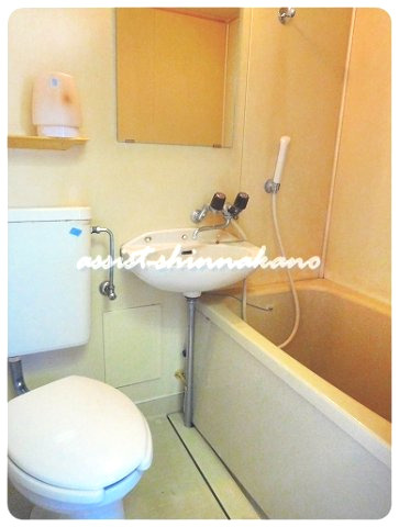 バス・シャワールーム