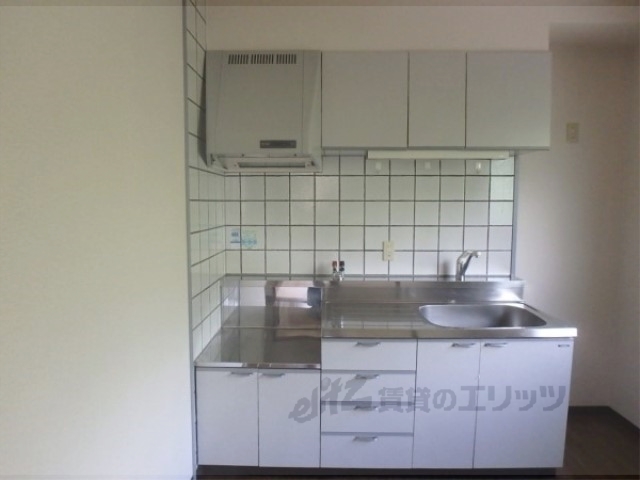 キッチン　広いキッチンです。