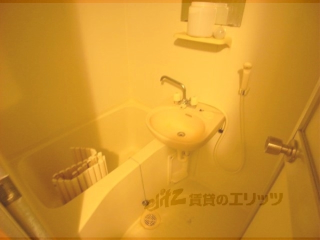 バス・シャワールーム　バス