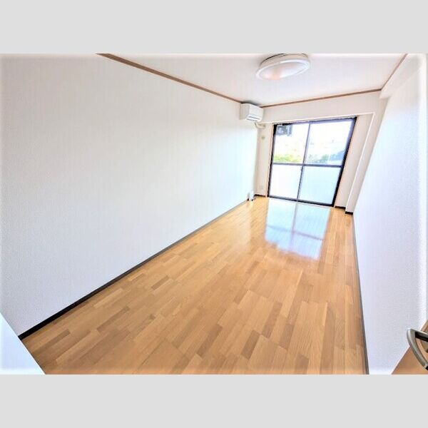 居室・リビング　居室