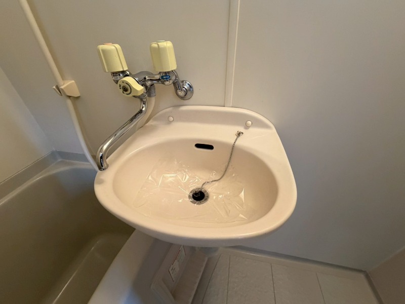 洗面設備　※別部屋写真参照