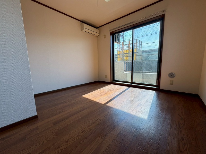 居室・リビング　※別部屋写真参照