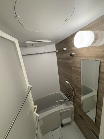 バス・シャワールーム　ゆったり過ごせるお風呂です