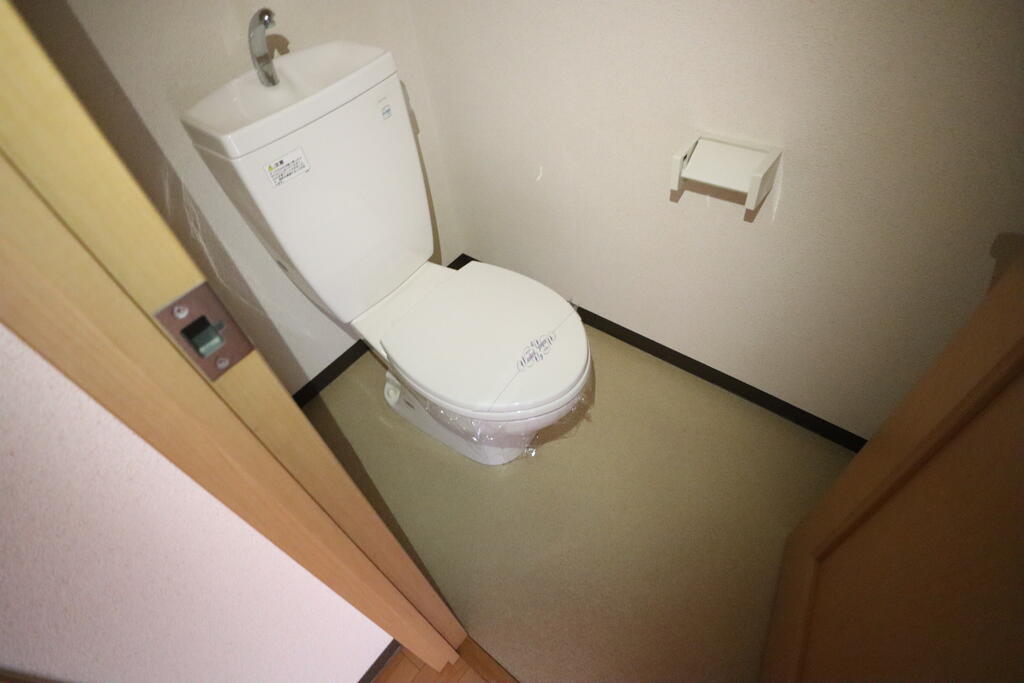 トイレ　トイレ