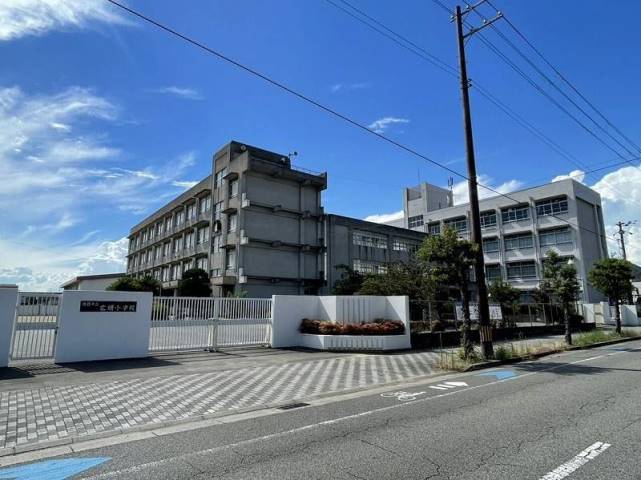 小学校　広畑小学校（小学校）まで1612m