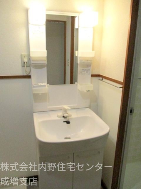 洗面設備　洗面化粧台