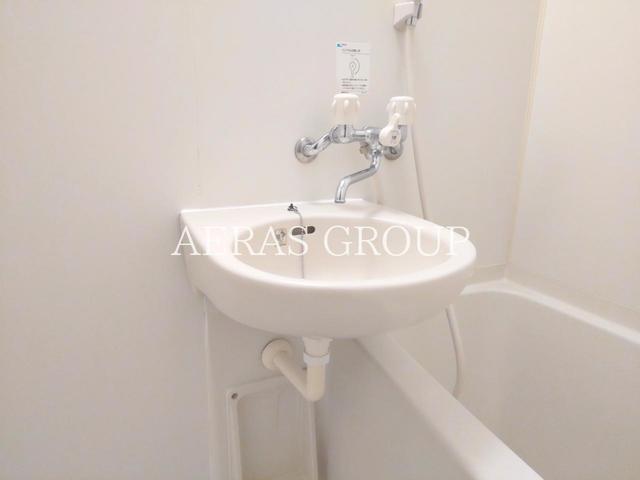 洗面設備　同仕様