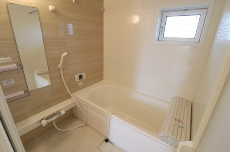 バス・シャワールーム　図面と現状に相違がある場合には現状を優先