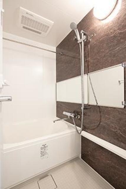 バス・シャワールーム　※写真は同タイプ住戸です。
