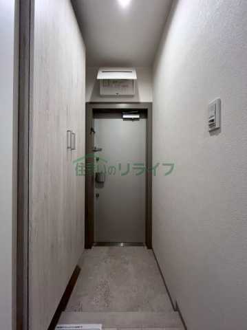 玄関　※参考写真です。同じ間取りの別部屋になります。