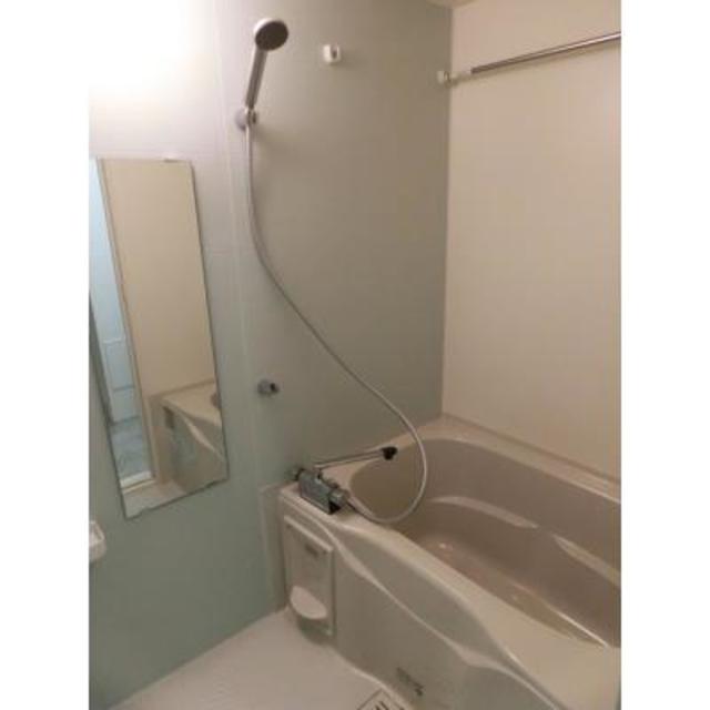 バス・シャワールーム　※写真は同タイプ住戸です。