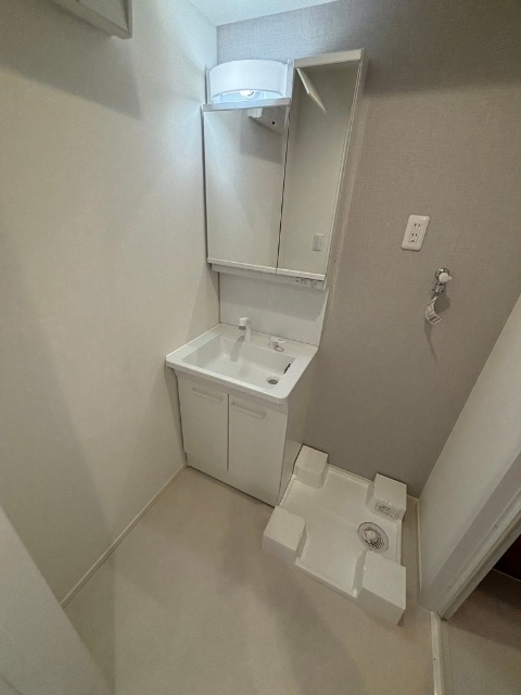 洗面設備　実際のお部屋の写真です。