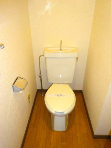 トイレ　コンパクトで使いやすいトイレです