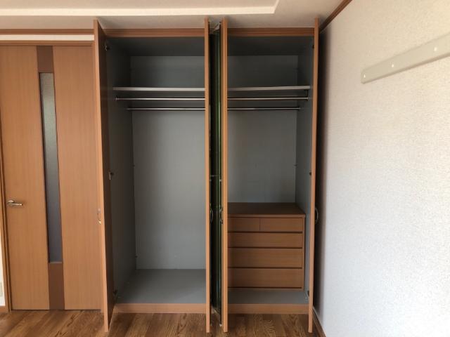収納　クローゼット