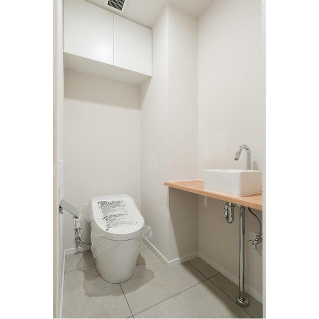 トイレ　※同仕様写真